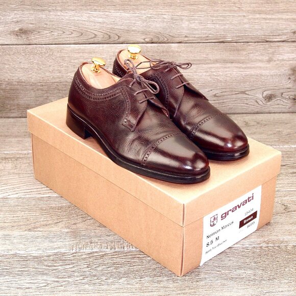 $695 Neiman Marcus GRAVATI Blucher 8.5 M Brown 15434 * add $15 new Cedar Trees main image 8